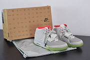 Nike Air Yeezy 2 NRG Kanye West 8214-010  - 3