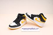 Air Jordan 1 Mid Laser Orange Black CV5276-107  - 3
