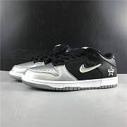 Nike SB Dunk Low Supreme Jewel Swoosh Silver CK3480-001 - 1