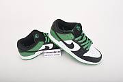 Nike SB Dunk Low Classic Green BQ6817-302 - 1