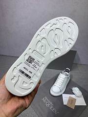 Alexander McQueen Oversized White Reflective - 2