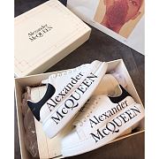 Alexander McQueen Oversized Icon MC Queen  - 2