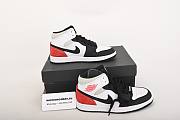 Air Jordan 1 Mid SE Union Black Toe 852542-100  - 4