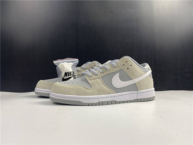 Nike SB Dunk Low Summit White Wolf Grey AR0778-11 - 1