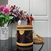 Louis Vuitto Cannes M43986DH 15x17x15 CM - 1