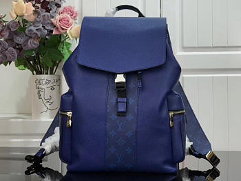 Louis Vuitton Outdoor Backpack M3041 37x45x19 CM
