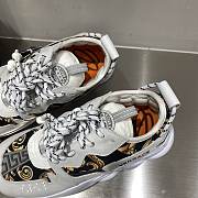 Versace Chain Reaction Trainers White Pattern - 6