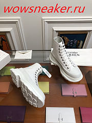 Alexander McQueen Tread Slick Lace Up Boot White - 5