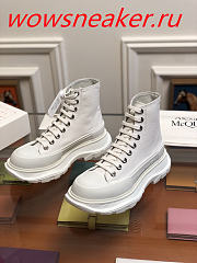 Alexander McQueen Tread Slick Lace Up Boot White - 6