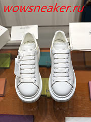 Alexander McQueen Oversized White Light Yellow - 2