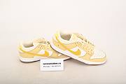 Nike Dunk Low Lemon Drop DJ6902-700 - 1
