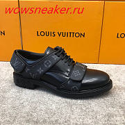 Louis Vuitton Men's leather sneaker - 6