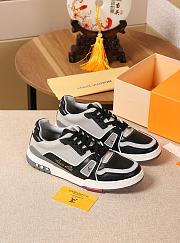 Louis Vuitton LV Trainer Sneaker Low Black Grey 1A54H5 - 2
