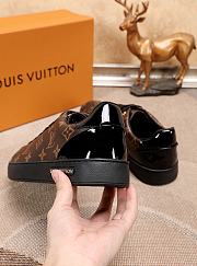 Louis Vuitton Low Premium LV Logo - 6