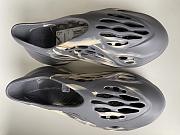 Adidas Yeezy Foam RNNR MXT Moon Gray GV7904 - 2