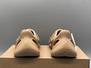 Adidas Yeezy Foam RNNR Ochre GW3354 - 6