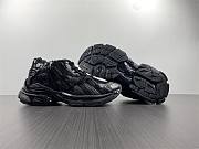 Balenciaga Runner Black Demna 677403 W3RA9 5000 - 6