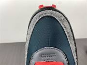 Nike LD Waffle sacai Undercover Midnight Spruce University Red DJ4877-300 - 4