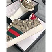 Gucci Women's Ace GG Supreme Sneaker With Bees 550051 9N050 8465 - 3