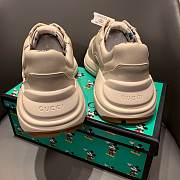 Gucci Women's Rhyton Glitter Gucci Sneaker 524990 DRW00 9022 - 2