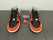 Nike Dunk Low EMB NBA 75th Anniversary Knicks DD3363-002 - 5
