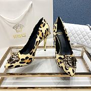 Versace La Medusa Leopard Leather Pumps - 6