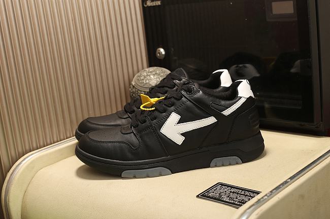 Off-White Out of Office Low-Top Sneakers Black - 1