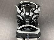 Balenciaga Runner Demna Black White 677403 W3R02 9010 - 6