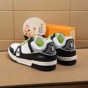 Louis Vuitton LV Trainer Sneaker Low Black Luminous Green - 5