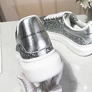 Alexander MC Queen Oversized Silver Glitter - 3