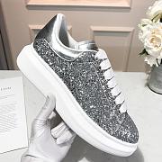 Alexander MC Queen Oversized Silver Glitter - 2