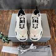 Balenciaga Triple S Vanille 524039 W09O6 9787 - 2