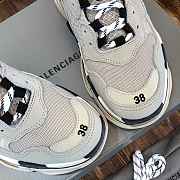 Balenciaga Triple S Vanille 524039 W09O6 9787 - 3