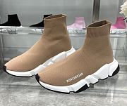 Balenciaga Speed Beige 587280 W170 22300 - 1