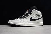 Air Jordan 1 Mid SE Light Bone 852542-002 - 2
