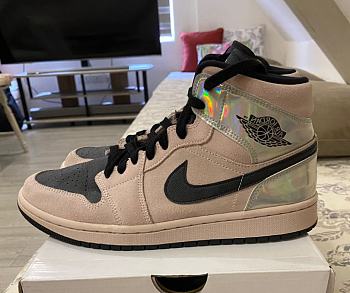 Air Jordan 1 Mid Dirty Powder Iridescent BQ6472-602