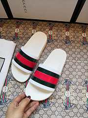 Gucci White Rubber Web Slide Sandals - 5