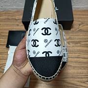 Chanel Slip On Sneakers White CG Icon - 2