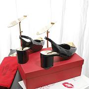Valentino Garavani Maxi Stud 60mm Slingback Pumps Black - 6