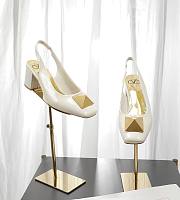 Valentino Garavani Maxi Stud 60mm Slingback Pumps White - 6