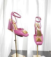 Valentino Garavani Roman Stud Square-toe Pumps Pink - 6