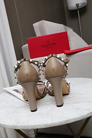 Valentino Garavani Rockstud Ankle Strap Sandal 90mm Grey - 5