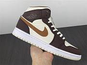 Air Jordan 1 Mid Brown Fleece DO6699-200 - 3
