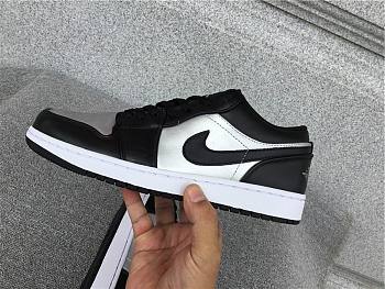 Air Jordan 1 Low SE Black Metallic Silver DA5551-001