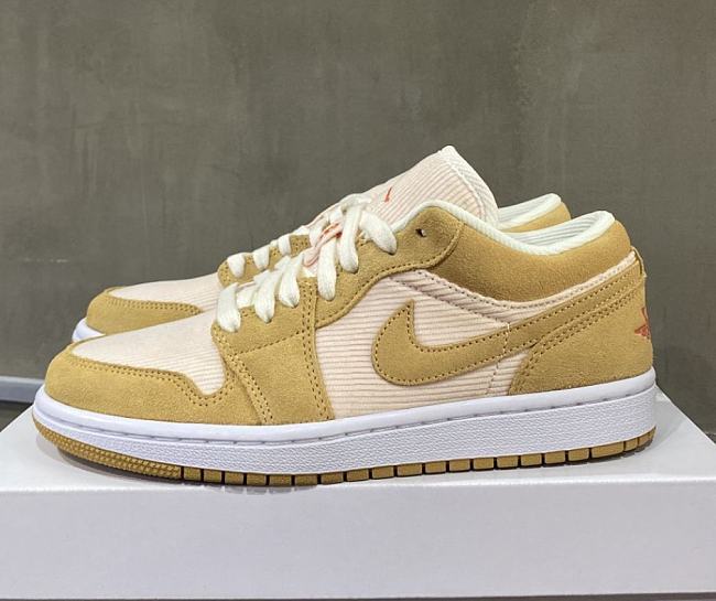 Air Jordan 1 Low SE Twine Orange Quartz Corduroy DH7820-700 - 1