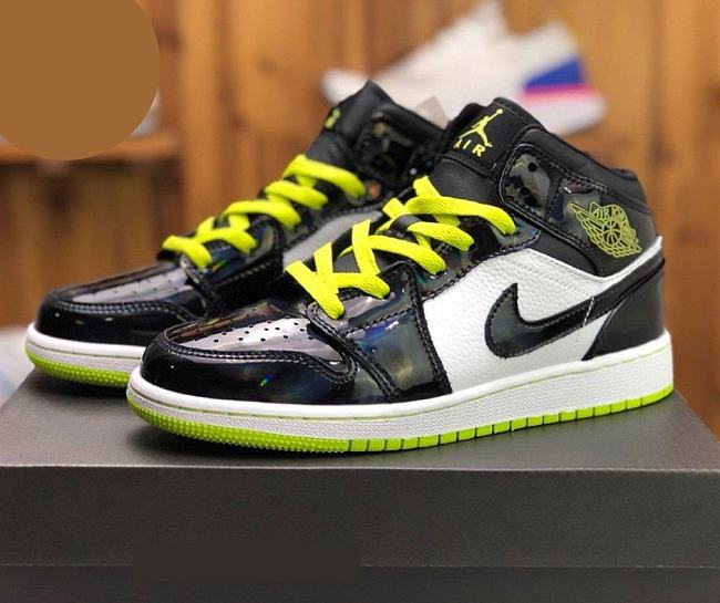 Air Jordan 1 Mid Black Cyber Mystic Green BQ6931-003 - 1