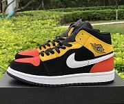 Air Jordan 1 Mid Black Amarillo Orange 852542-087 - 1