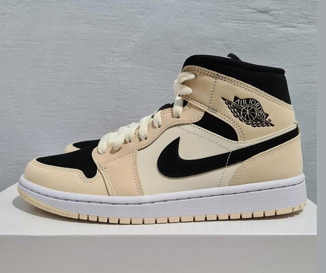 Air Jordan 1 Mid Barely Orange BQ6472 -800 - 1