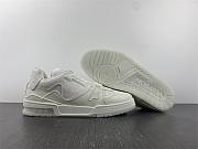 Louis Vuitton Trainer White Signature - 6