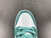 Nike Dunk SB Low Snake Skin Turquoise Python DR8577-300 - 2
